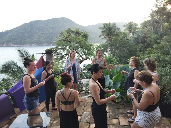 Participate in global conferences and seminars