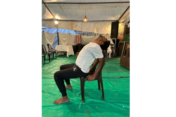 Seated half-wheel pose